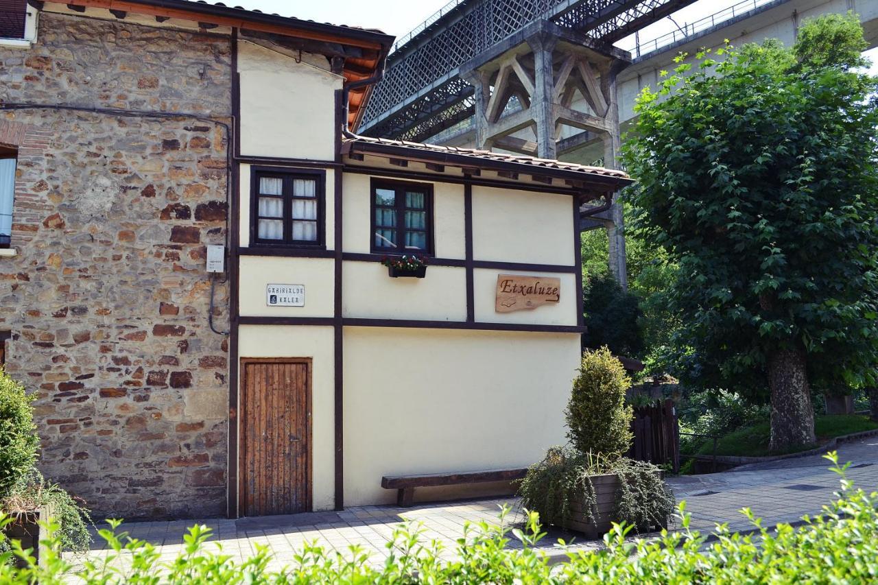 Casa Rural Etxaluze Ormáiztegui Exterior foto